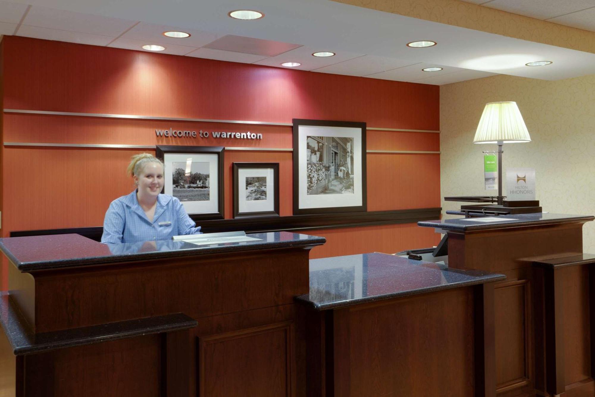 Hampton Inn Warrenton, Va المظهر الداخلي الصورة